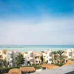 Fanadir Bay Aquapark & Beach Resort